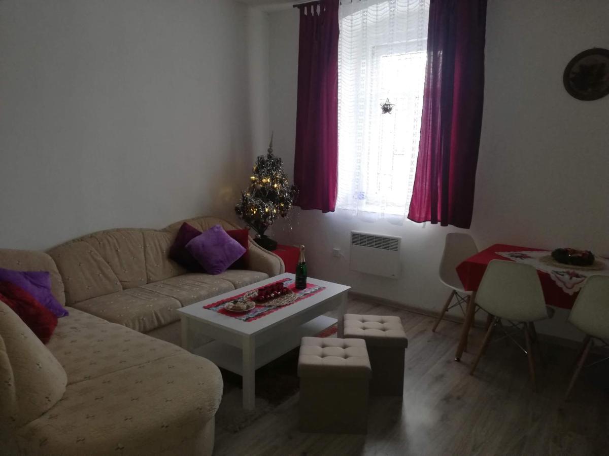 Apartman Petra Kovářská Eksteriør billede